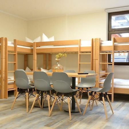 Hostel & Pension Alte Brauerei Айзенах Екстериор снимка