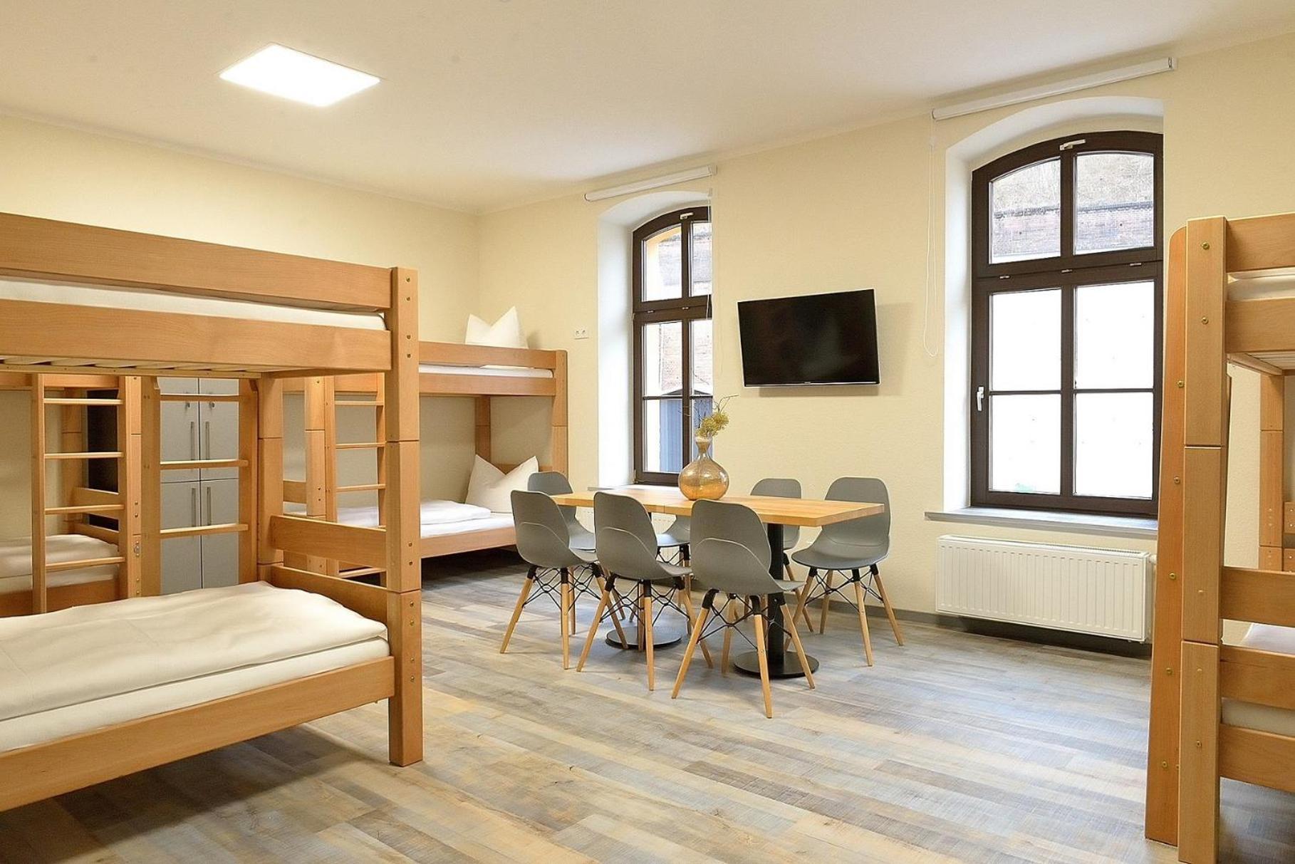 Hostel & Pension Alte Brauerei Айзенах Екстериор снимка