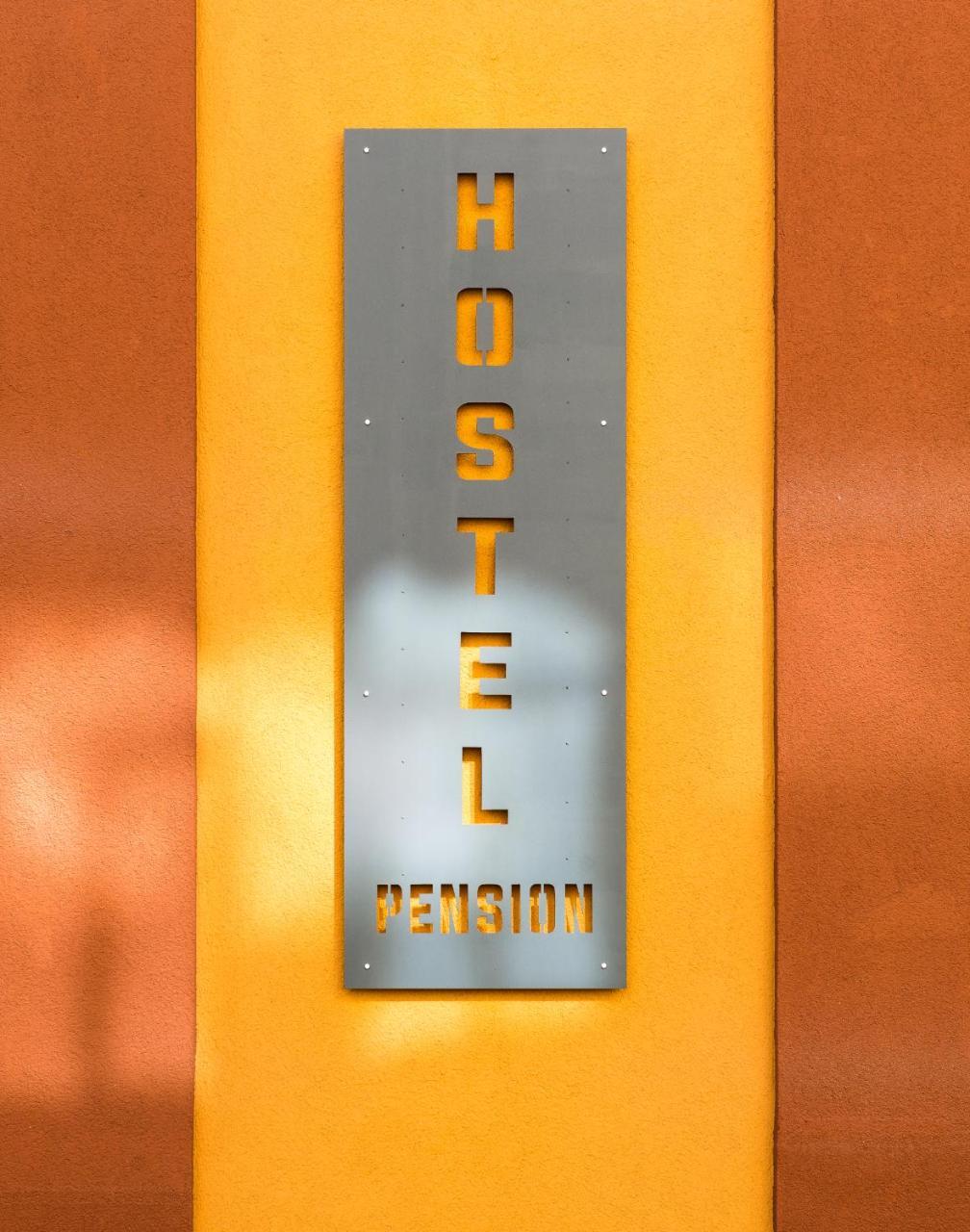 Hostel & Pension Alte Brauerei Айзенах Екстериор снимка